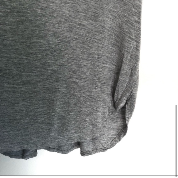 White House WHBM gray soft tunic length tee - Picture 5 of 8